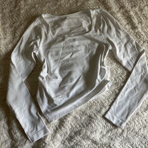 OQQ White long sleeve square neck asymmetrical top